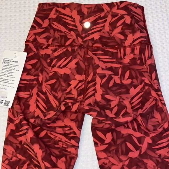 NEW! LULULEMON Size 4 WUNDER UNDER HR Tight 25” Rust Red Leaf Print - Picture 5 of 10